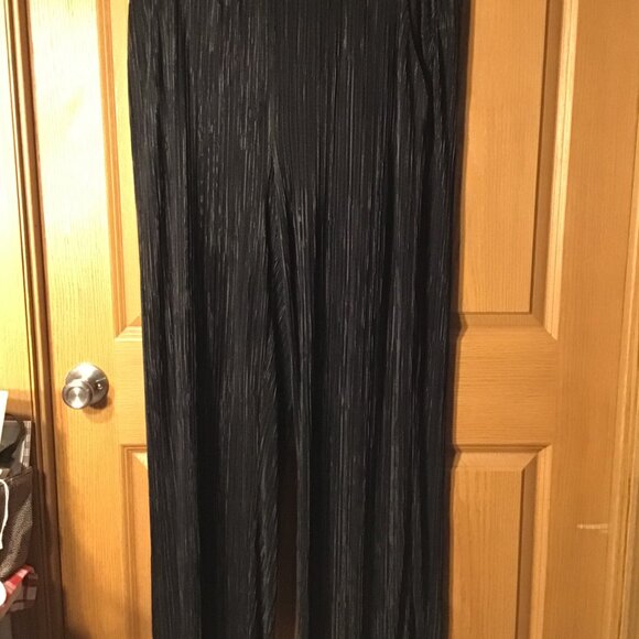 H by Haltson Black Wide Leg Pants - Picture 2 of 2